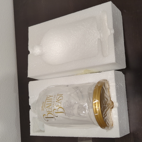 Disney Beauty and the Beast Glass Dome - Picture 7 of 10